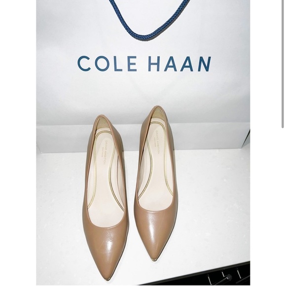 Cole Haan Grand Ambition Pump - Picture 4 of 6